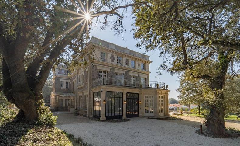 Hôtel pour 2 personnes, avec piscine et jardin dans Plage des Sableaux - 4