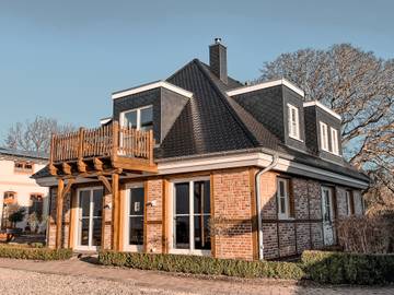 Ferienhaus für 5 Personen, mit Garten und Balkon sowie Sauna, kinderfreundlich in Gammendorf