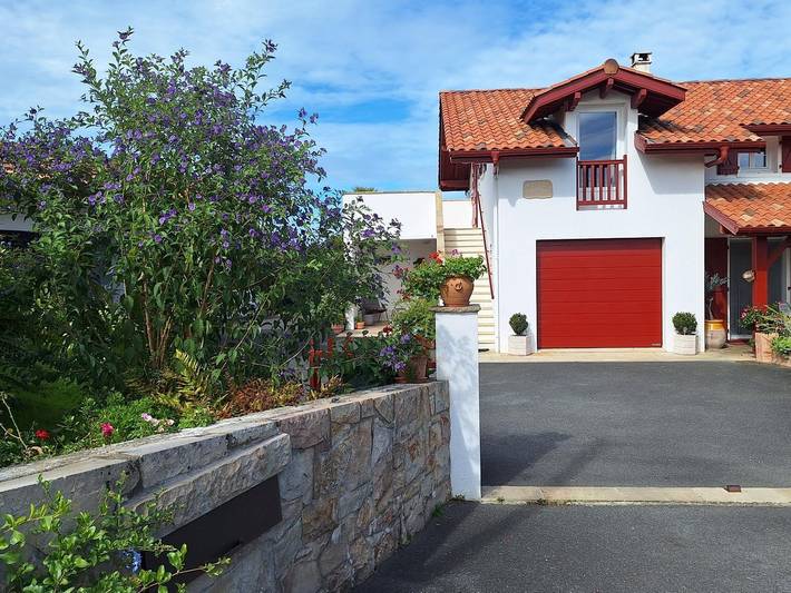 Gîte pour 2 personnes, avec Terrasse et Jardin