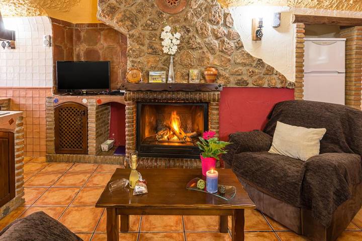 Casa rural para 8 personas, con jacuzzi además de piscina y jardín en Sierra de Cazorla - 2