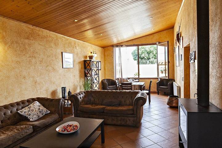 Gîte pour 16 personnes, avec jacuzzi et jardin dans San Martin Sarroca - 3