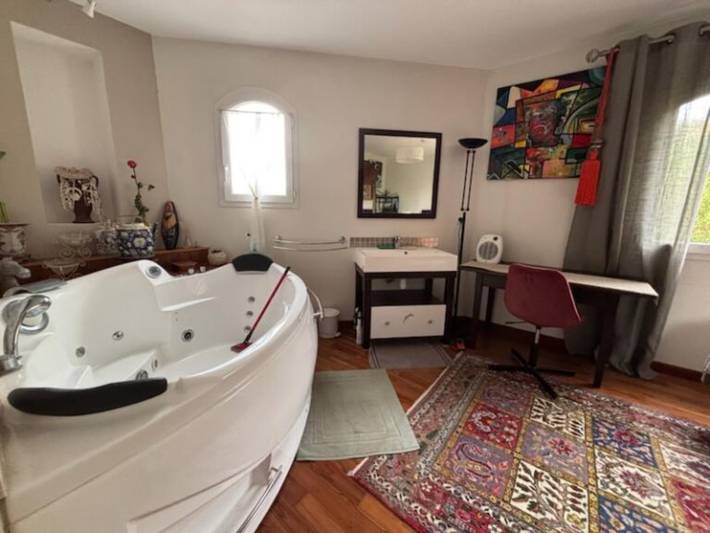 Chambre d’hôte pour 2 personnes, avec jardin dans l' Isère - 2