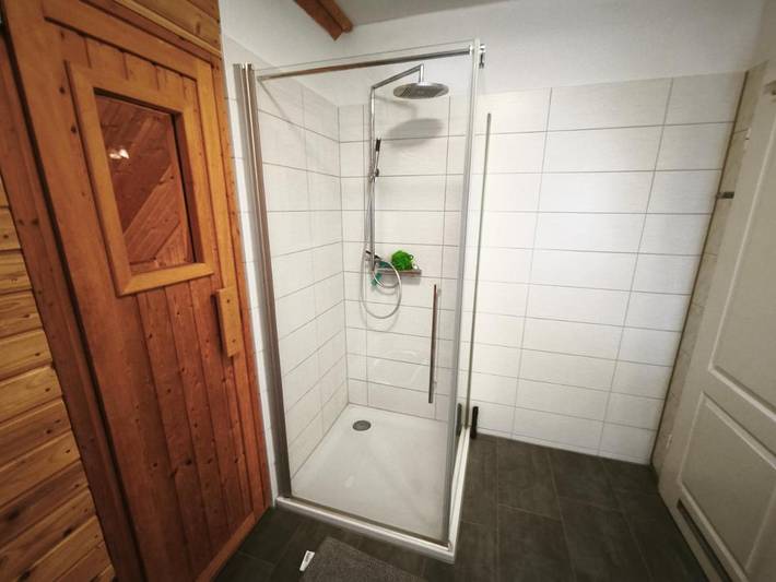 Ferienwohnung für 5 Personen, mit Balkon und Sauna in Barby - 3