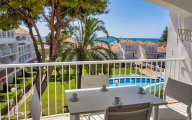 Gîte pour 4 personnes, avec bassin pour enfant ainsi que jardin et terrasse à Alcossebre