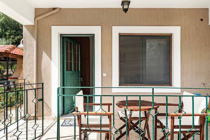 Entire studio, Studio "Daratos 4" with Shared Garden & Wi-Fi in Sami, Kefalonia
