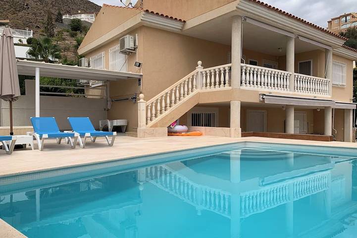 Casa rural para 6 personas, con balcón y jardín - 1