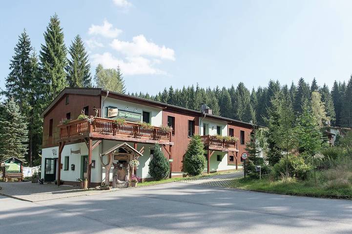 Ferienwohnung für 14 Personen, mit Garten und Sauna sowie Whirlpool und Balkon - 1