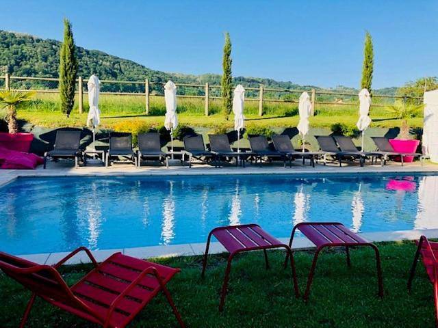 Les Insolites du Domaine de Suzel in Vignieu, Région de La Tour-du-Pin