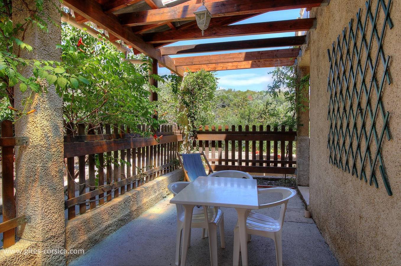 Mimosa 2 in Porto Pollo (Córcega), Serra-di-Ferro