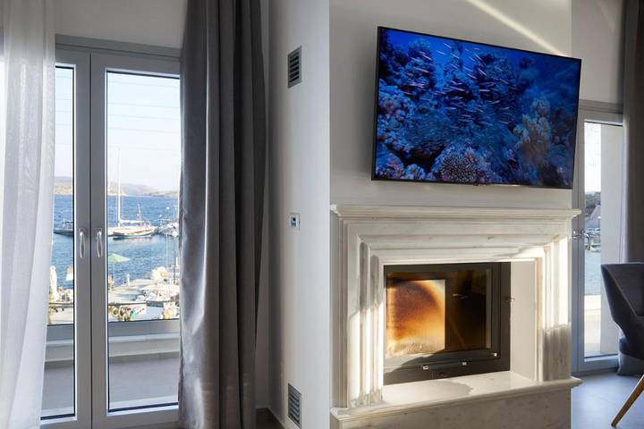 Location de vacances pour 6 personnes, avec jacuzzi et balcon dans Finikas - 4