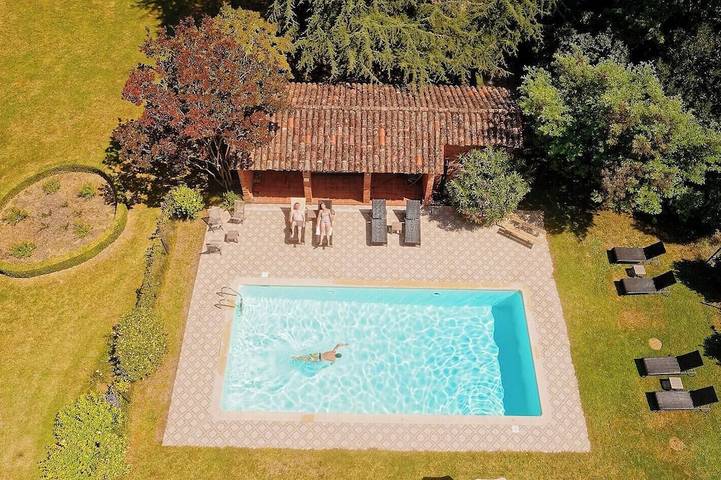 Location de vacances pour 4 personnes, avec balcon et piscine à Marssac-sur-Tarn