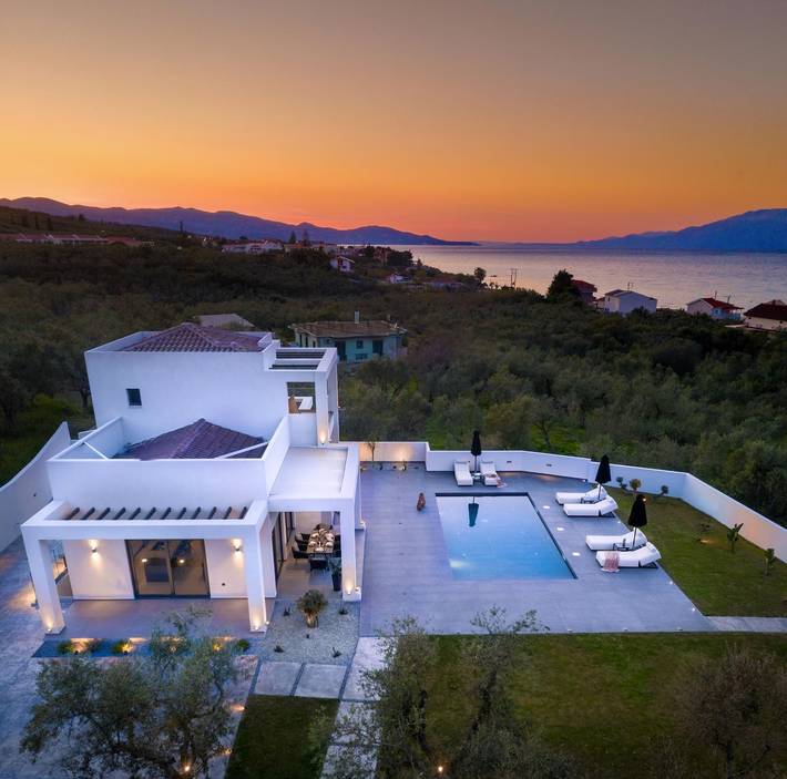 Διαμερίσματα διακοπών για 6 άτομα, με Ταράτσα και Κήπο καθώς και Πισίνα στην Ψαρού
