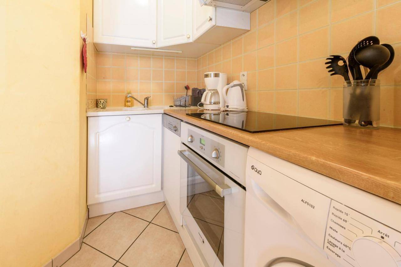 Two-Bedroom House in Luré, Région de Roanne