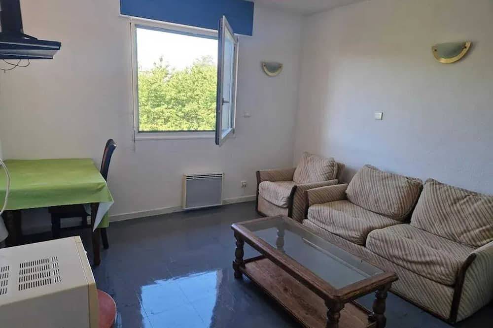 Appartement entier, Homerez - Studio confortable à Dole in Dole, Jura
