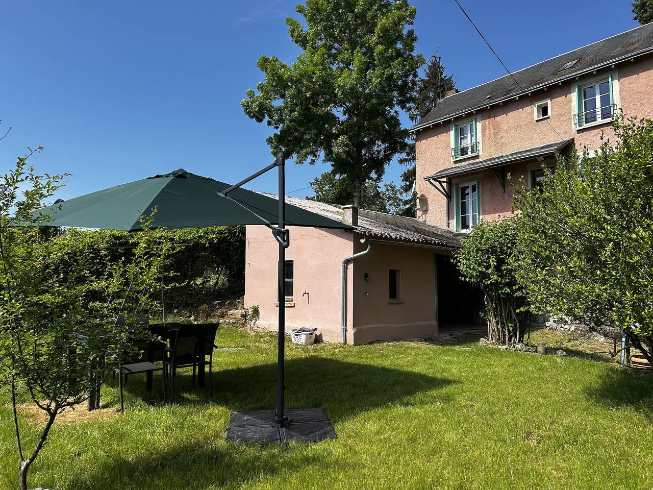 Renoviertes Haus mit Garten und Wifi in La Roche-Posay in La Roche-Posay, Vienne