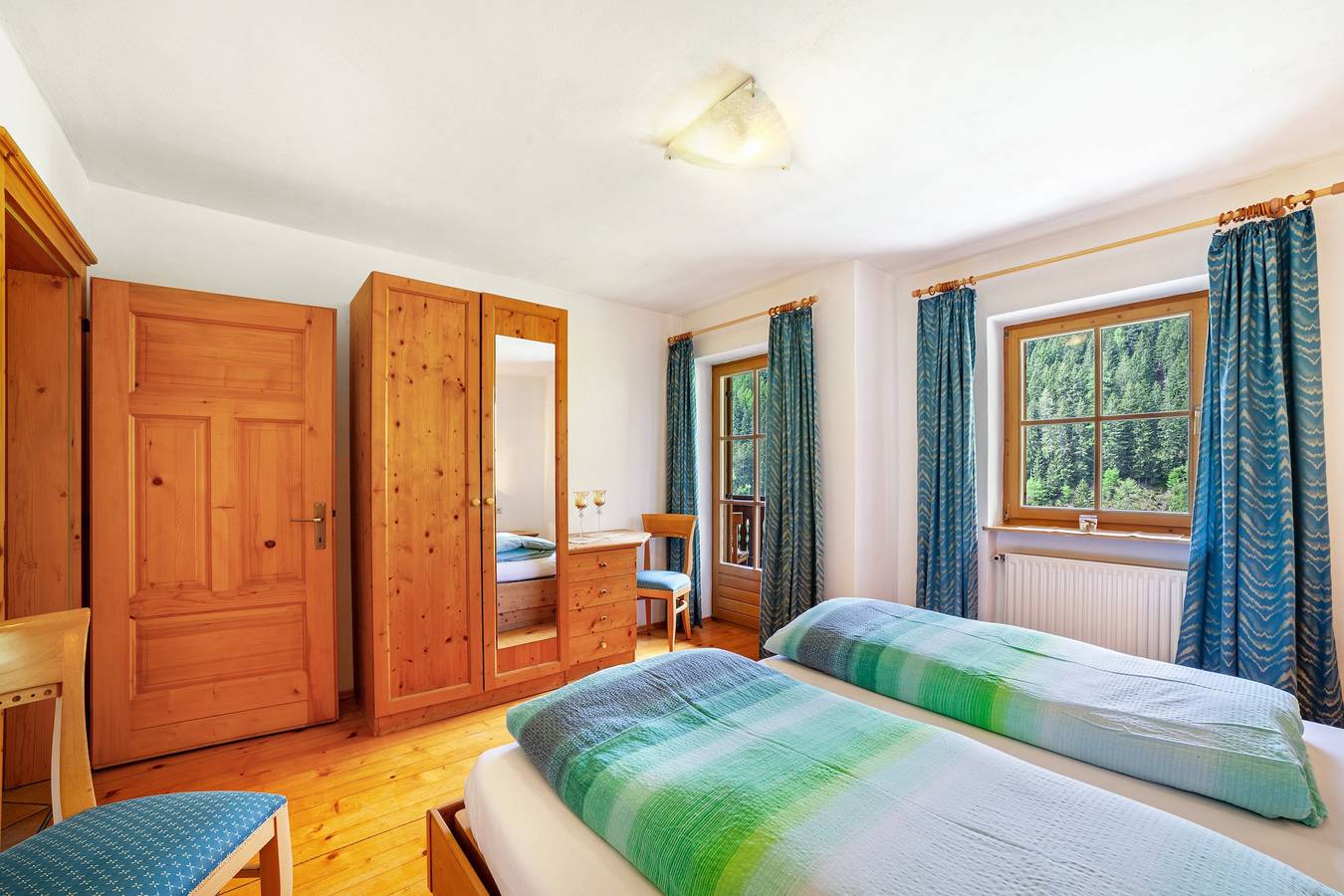 Ganze Wohnung, Ferienwohnung "Innerkaserbach" mit Bergblick und Gemeinschaftsgarten in St. Pankraz, Ortleralpen
