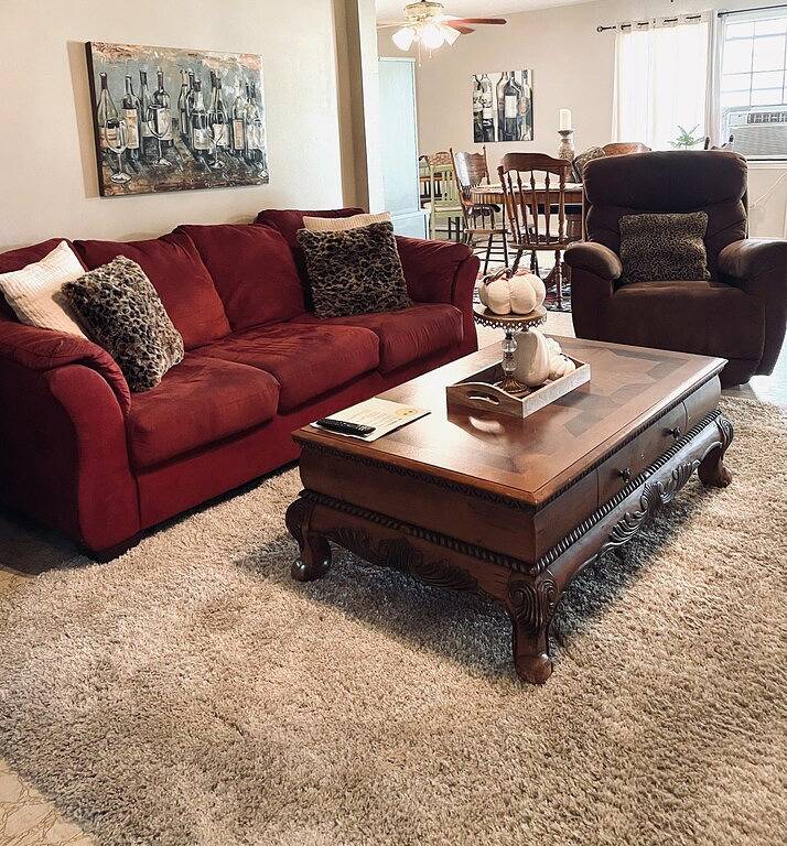 Enjoy a cozy holiday getaway in our peaceful rural home. in Lake Texoma