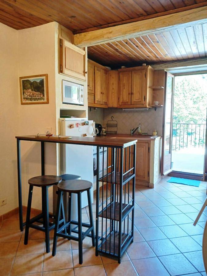 Gîte pour 2 personnes, avec vue et terrasse à Saint-Sauveur-sur-Tinée - 2