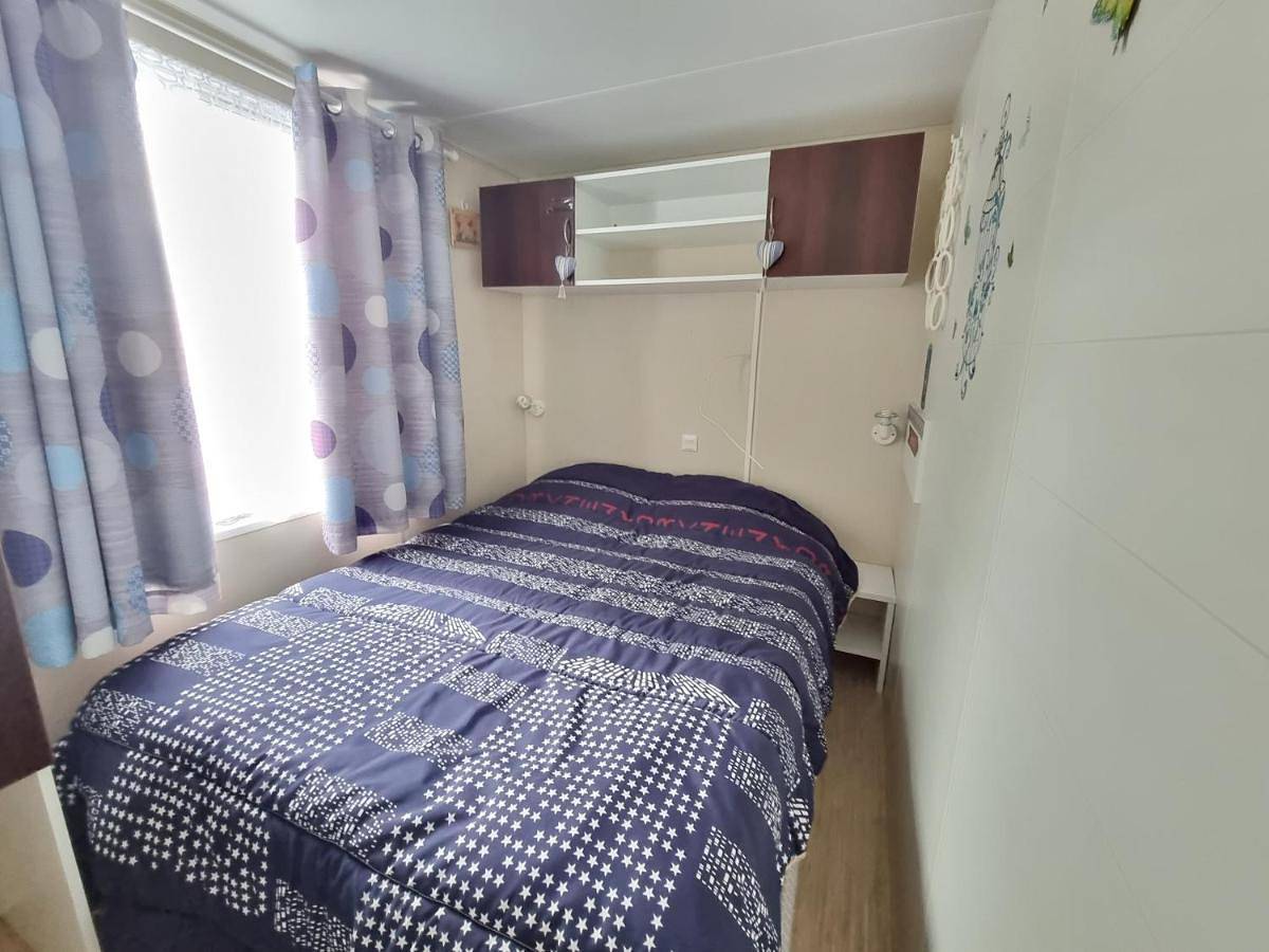 Mobile Home in Saint-Julien-de-la-Liègue, Région de Les Andelys
