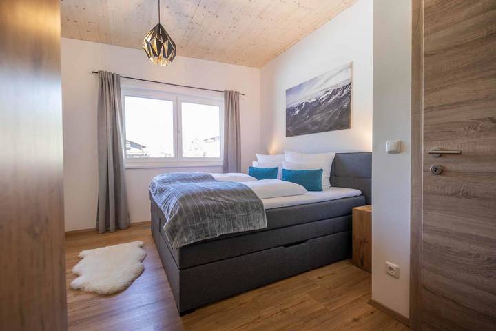 Ferienwohnung für 5 Personen, mit Terrasse und Garten sowie Pool und Sauna