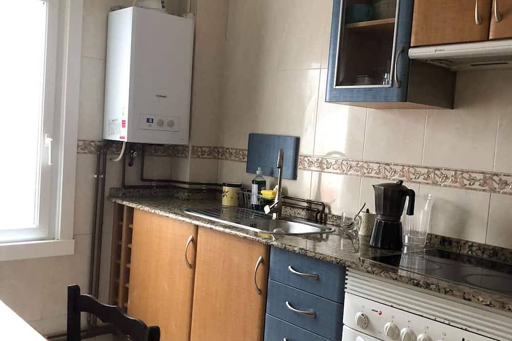 Entire apartment, Piso Para Grupo o Familia en el Centro de la Ciudad de La Coruña in La Coruña, Galician Coast