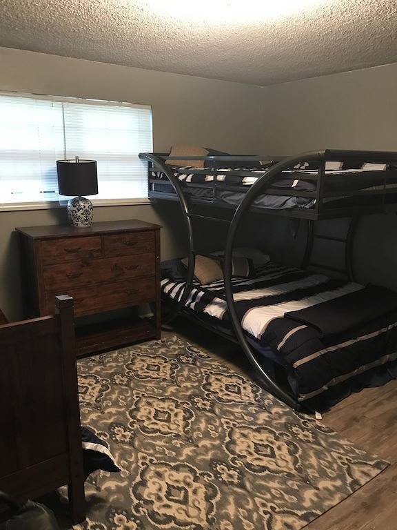 Vacation rental for 12 people, with yard, with pets in Arkansas