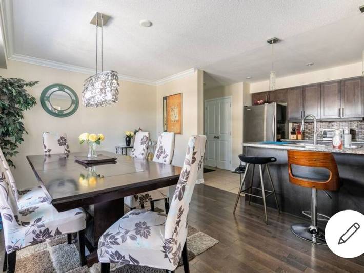 Vacation rental for 7 people, with terrace in Ottawa (Canada)