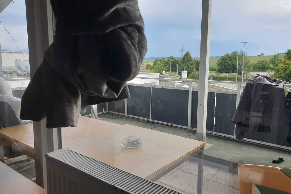 Appartement entier, 6-bed vacation apartment for employees with terrace in Ditzingen, Forêt Noire du Nord