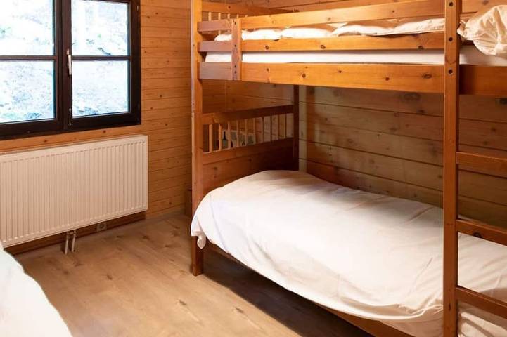 Gîte pour 9 personnes, avec jacuzzi ainsi que sauna et terrasse dans Odeigne - 3