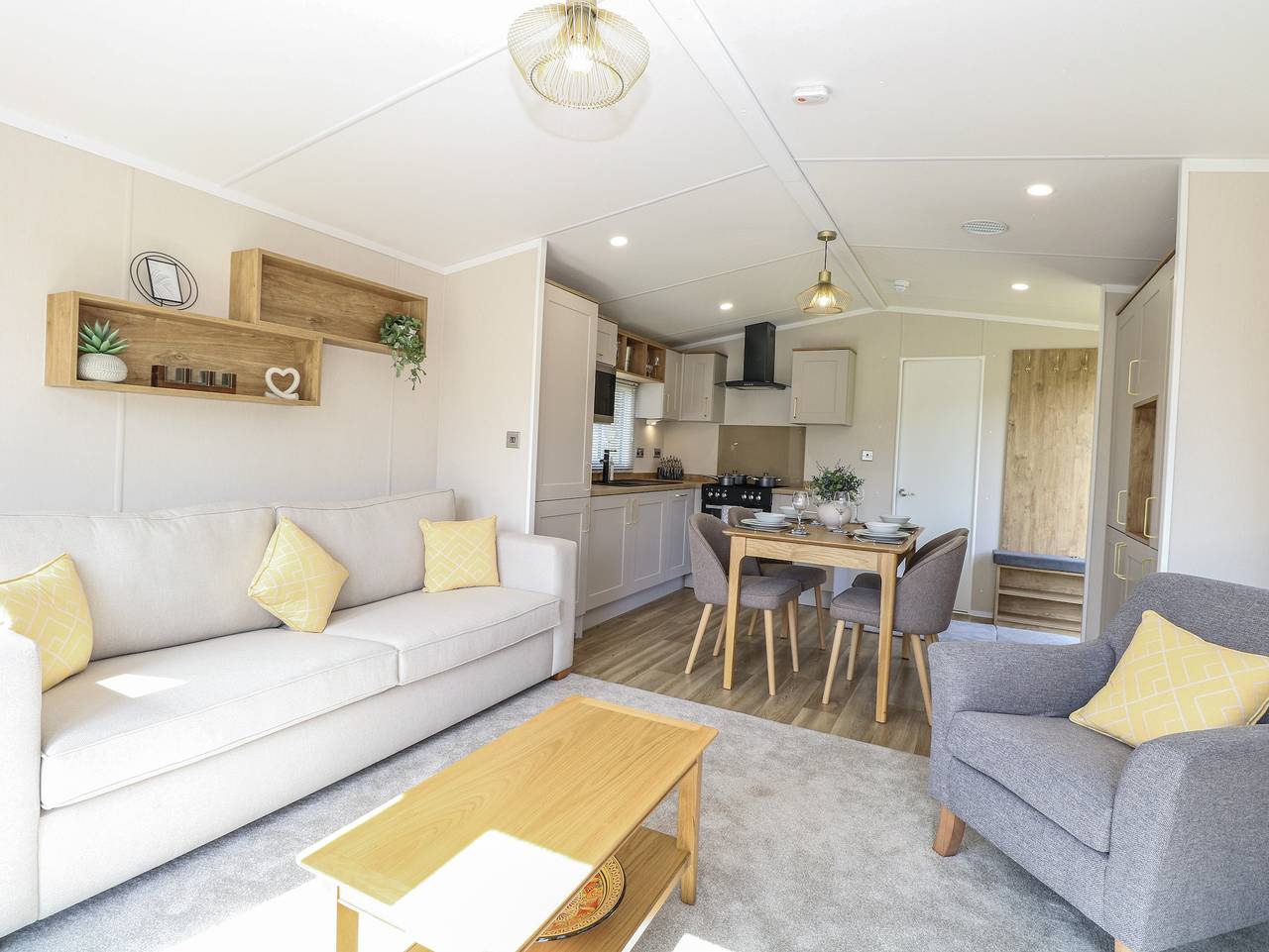 The Honey Pot Retreat in Fritton and Saint Olaves, Great Yarmouth