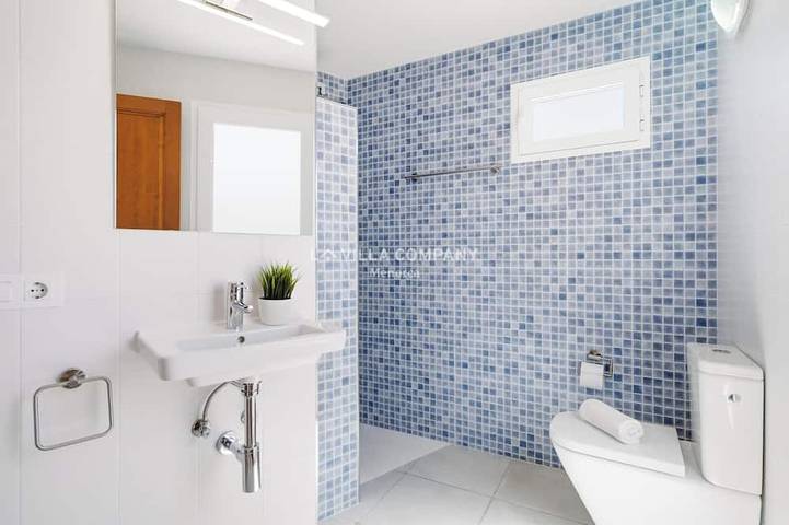Traditional Spanish Villa with Private Pool, Air-con,and Wifi in Cala en Porter, Alaior Gemeinde