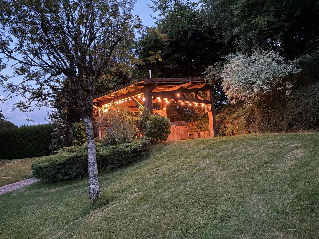 Spacieux Gîte Proche Forêt avec Sauna, Baby Foot et Activités Extérieures - À 10 min de Remiremont in Saint-Nabord, Région d'Épinal