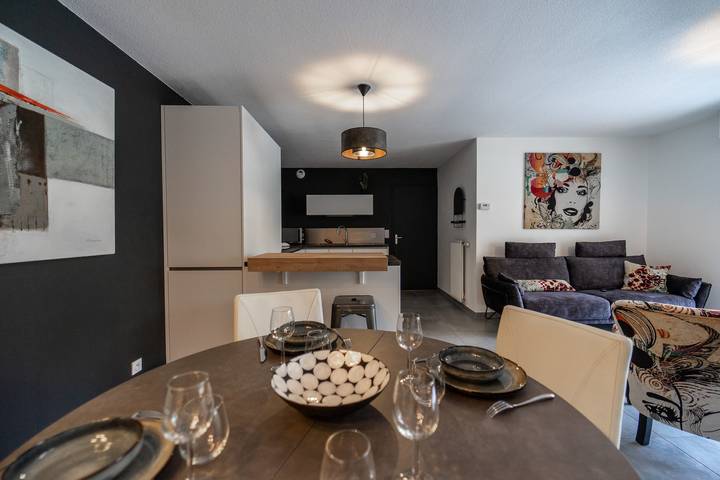 Appartement de vacances entier, Lac et montagnes, charmant appartement au calme pour 4 personnes in Saint-Jorioz, Parc naturel régional du Massif des Bauges