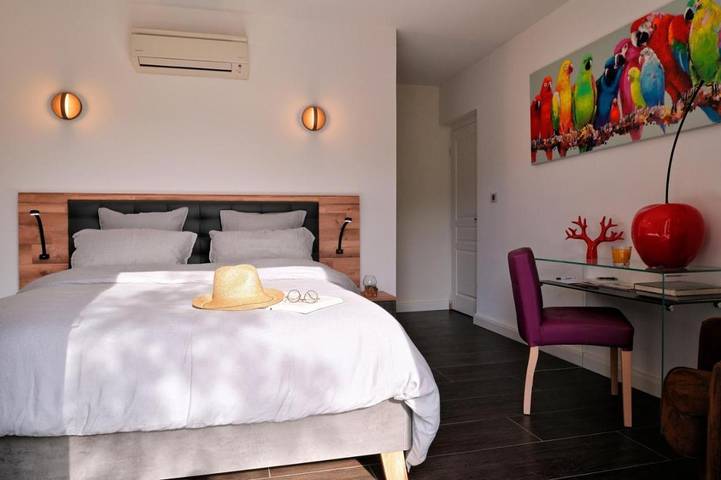 Chambre d’hôte pour 2 personnes, avec jardin et piscine à Calcatoggio