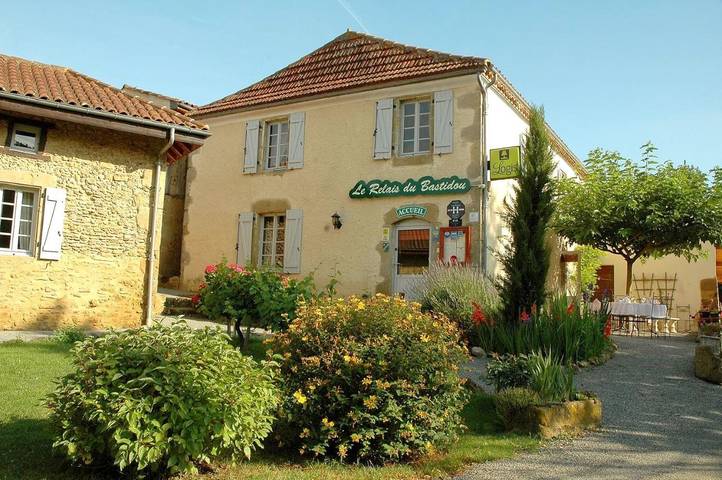 Hôtel pour 2 personnes, avec jacuzzi et sauna ainsi que piscine et jardin à Beaumarchés - 2