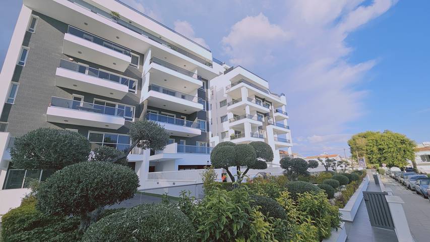 Appartamento per 4 persone, con Balcone e Piscina a Larnaca