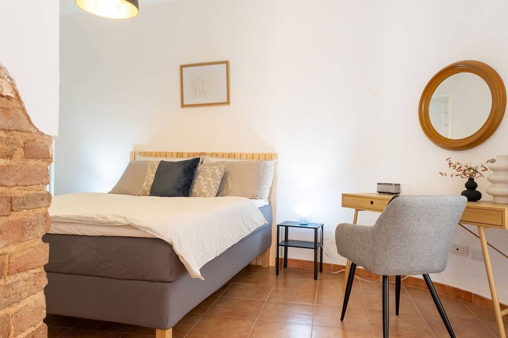Brabara Holiday Home - Wellore - Historic home in the center of Teulada in Teulada, Cagliari Province