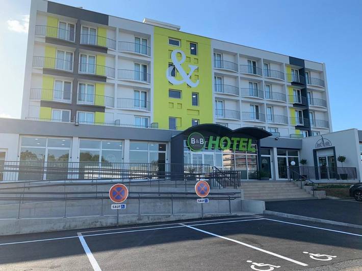 Hôtel pour 2 personnes, avec terrasse, animaux acceptés à Chaumont - 3