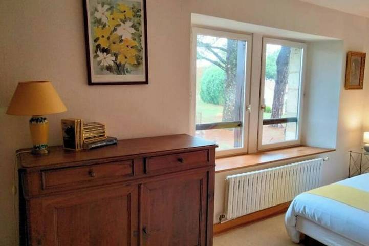 Location de vacances pour 8 personnes, avec jardin dans Terres-de-Haute-Charente - 3