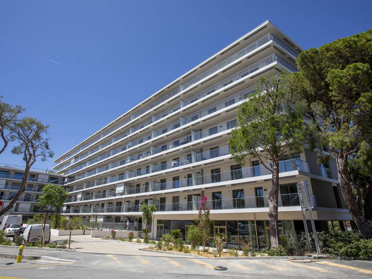Appartement entier, Seaside View in Saint-Laurent-du-Var, Région de Cannes