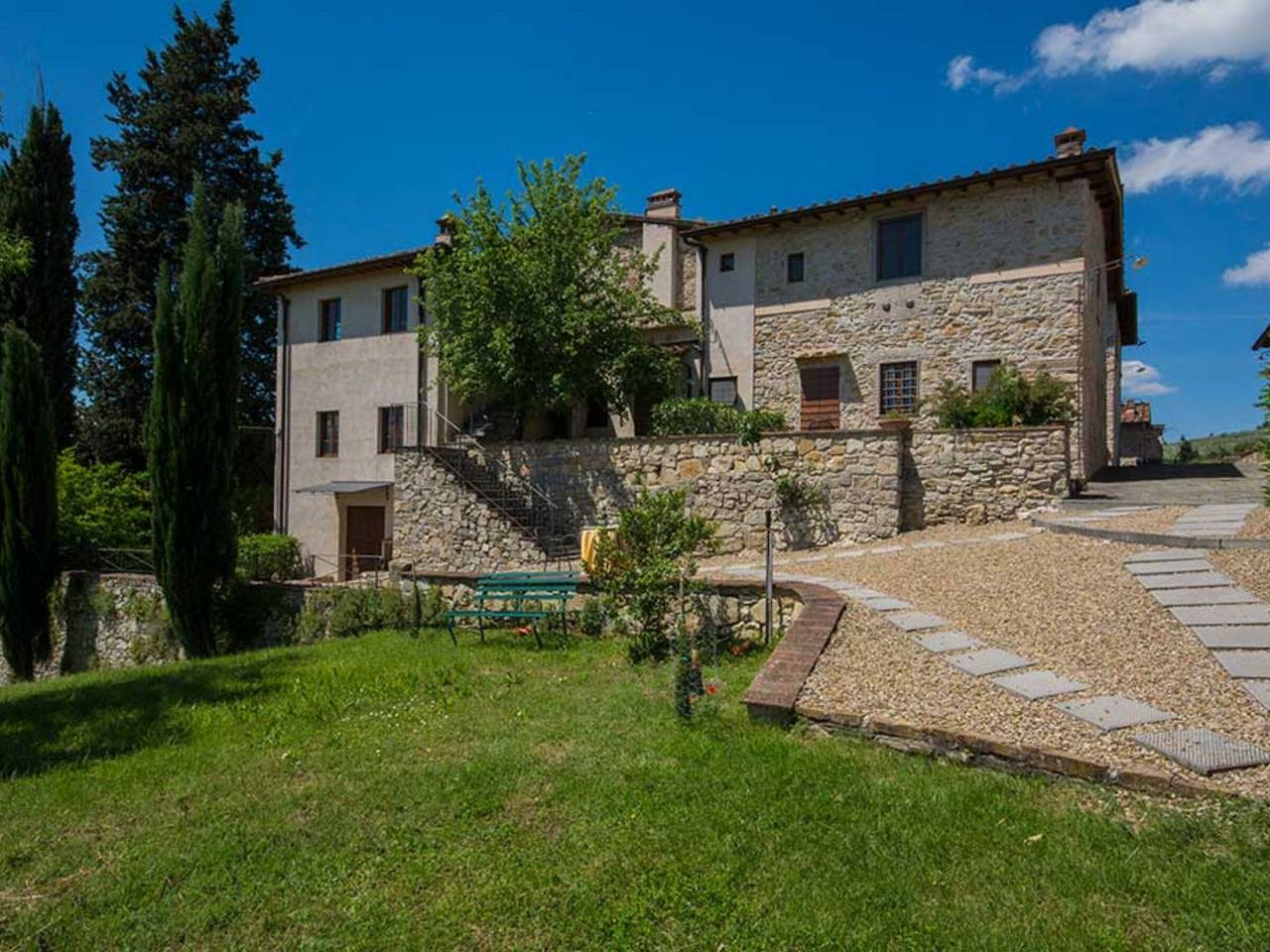Appartamento intero, Agriturismo Il Melo con vista sulle montagne, piscina in comune e Wi-Fi in Bagno a Ripoli, Firenze province