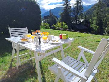 Gîte pour 4 personnes, avec terrasse et jardin, animaux acceptés dans Champex-Lac