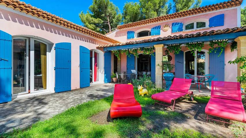 Villa pour 9 personnes, avec jardin et piscine, animaux acceptés - 1