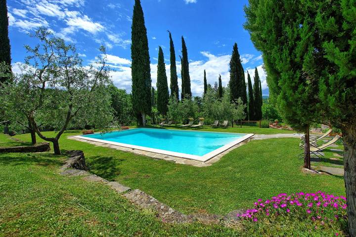 Villa Lo Scoiattolo in Subbiano, Casentino