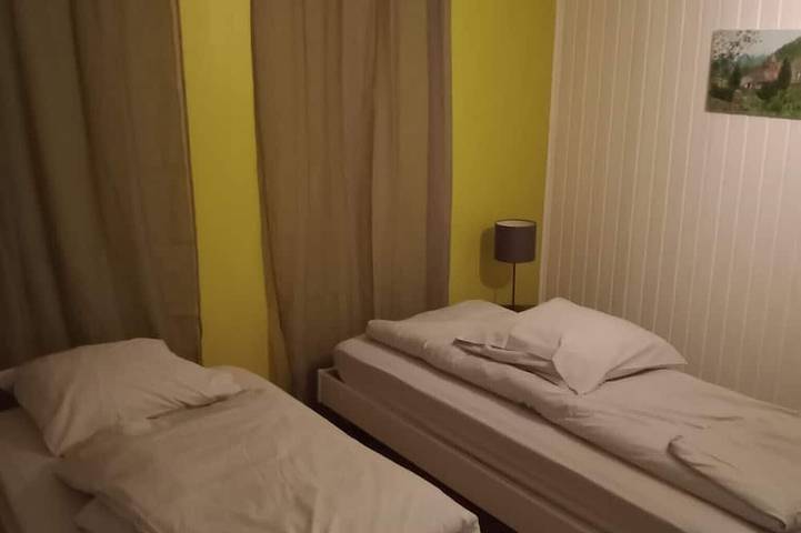 Location de vacances pour 8 personnes, avec jardin et terrasse à Champdray - 3