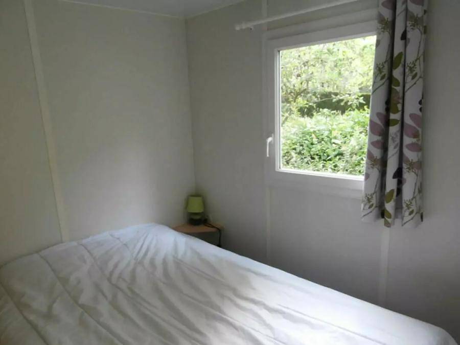 Camping La Castillonderie - Mobilhome 4 personnes - Eco 3 Pièces 4 Personnes in Thonac, Périgord Noir