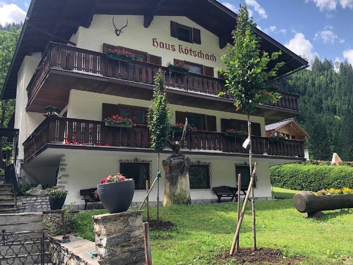 Ferienwohnung für 3 Personen, mit Garten und Balkon, mit Haustier im Lungau