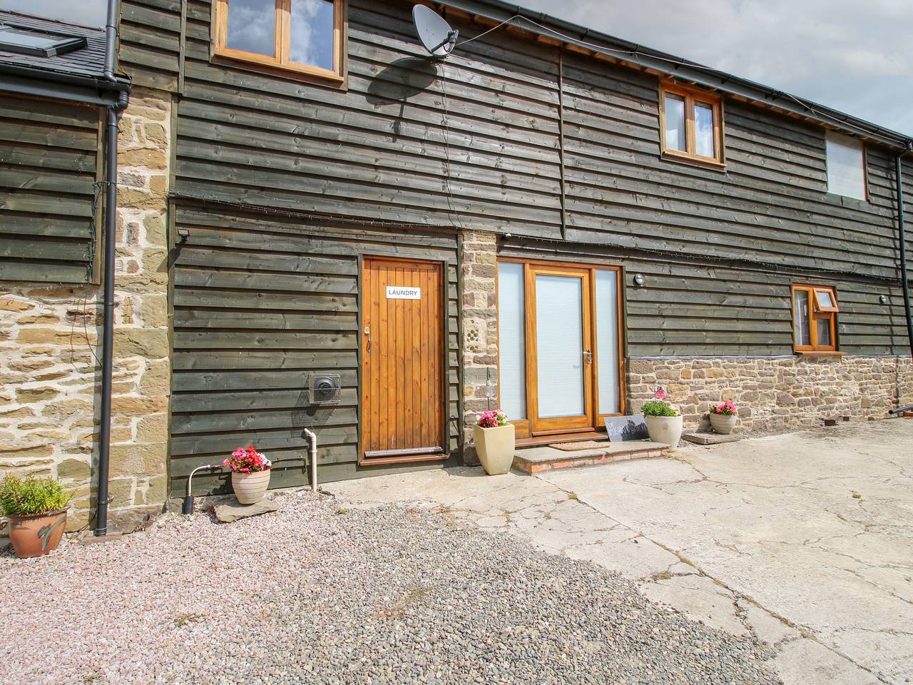 Log Cabin for 2 People in Clungunford, Shropshire