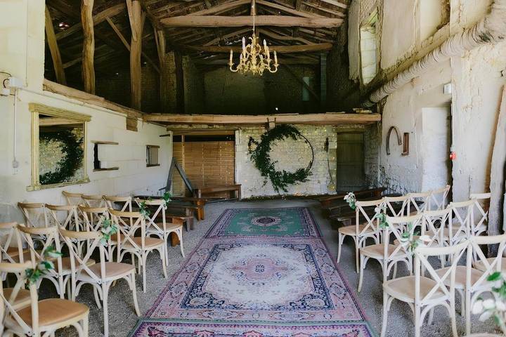 Location de vacances pour 14 personnes, avec piscine et jardin à Chillac - 4