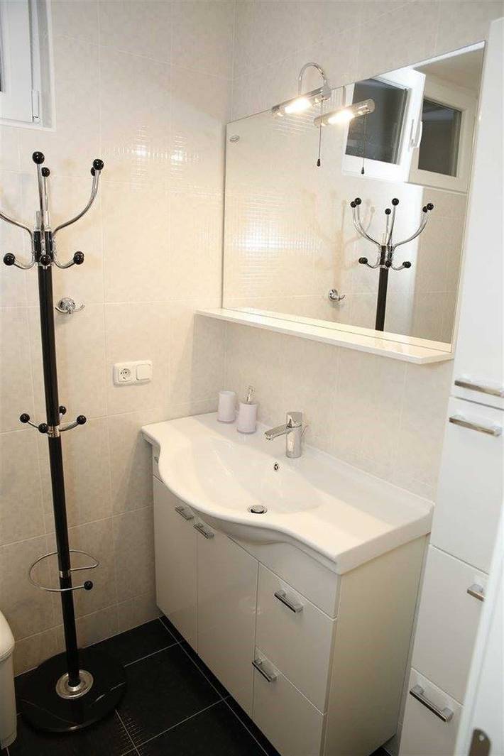 Ganze Wohnung, Željka app Affordable Coastal Apartment in Vodice, Šibenik-Knin